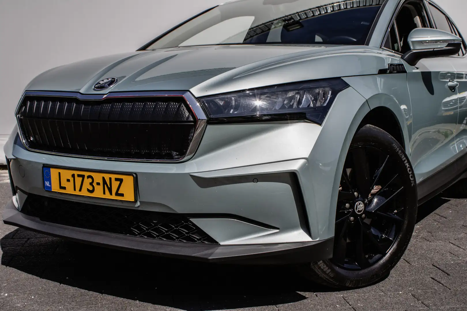 Skoda Enyaq iV 60 Trekhaak/ Head up/ Blindspot/ Keyless/ Carpl Grijs - 2