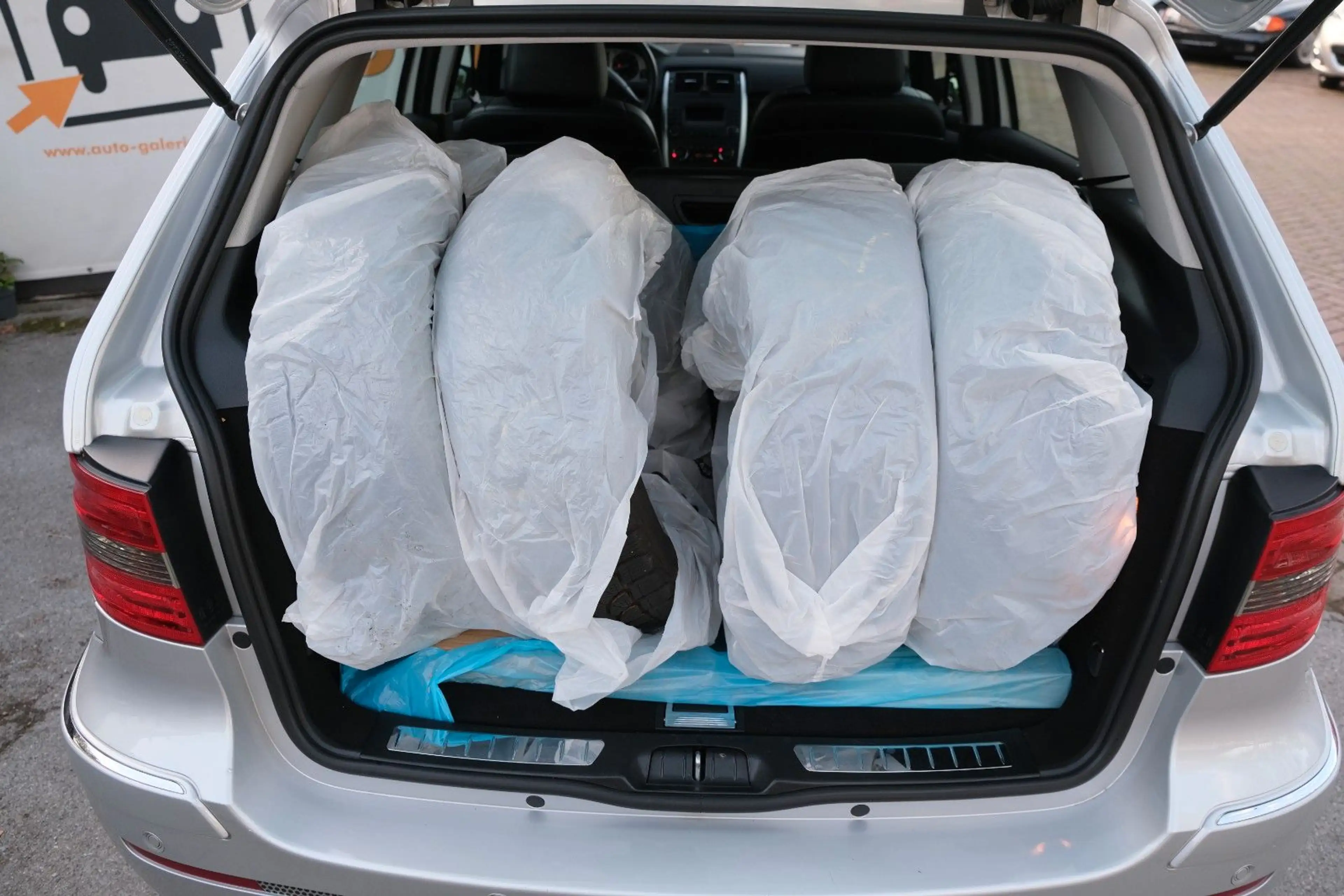 Mercedes-Benz B 200 Automatik Sport Paket 2.HD NAVI SCHECKHEFT — photo 9