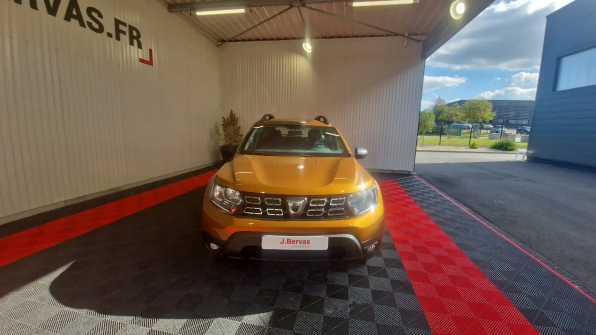 Dacia Duster TCE 130 FAP 4X2 CONFORT Orange - 2