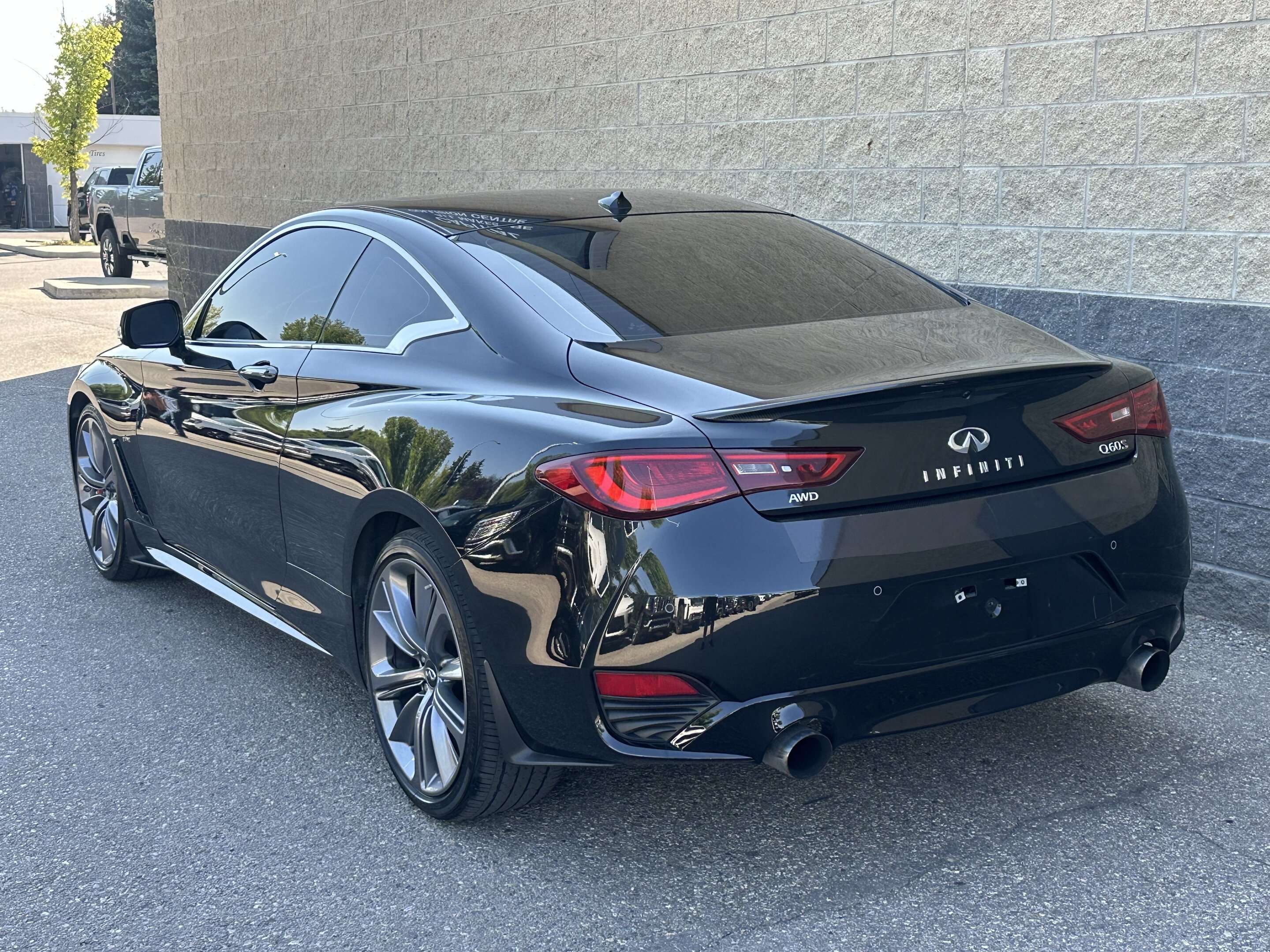 2022 Infiniti Q60 Sport — photo 1