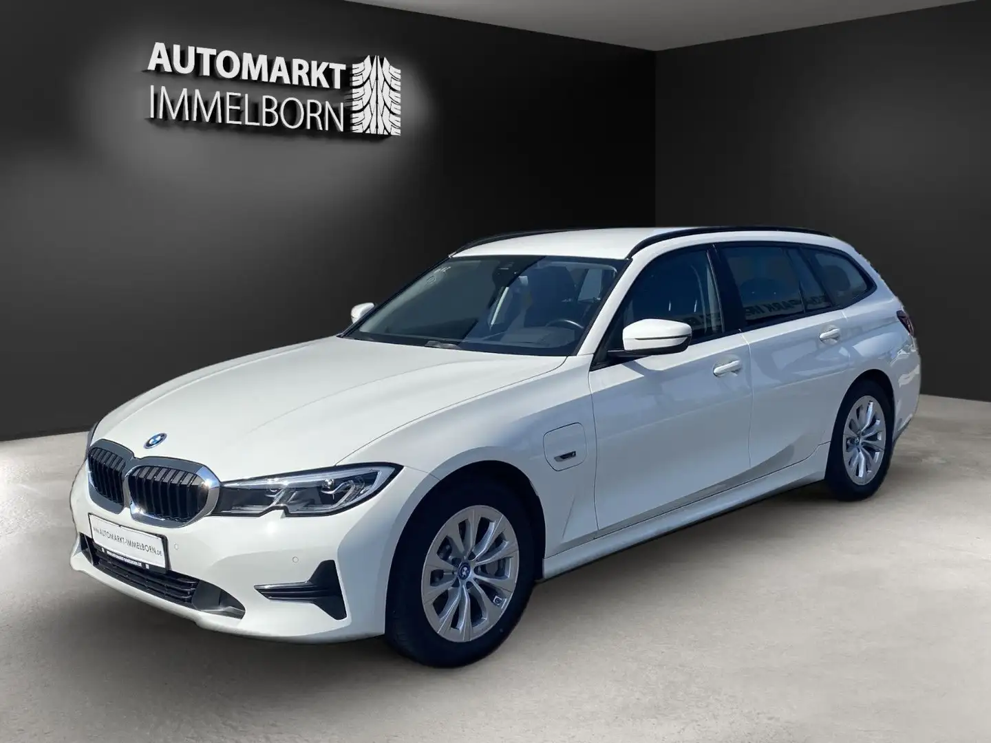 BMW 330 e Laser*DAB*HUD*Navi*Driving*Speed*LiveCP*17 Weiß - 2
