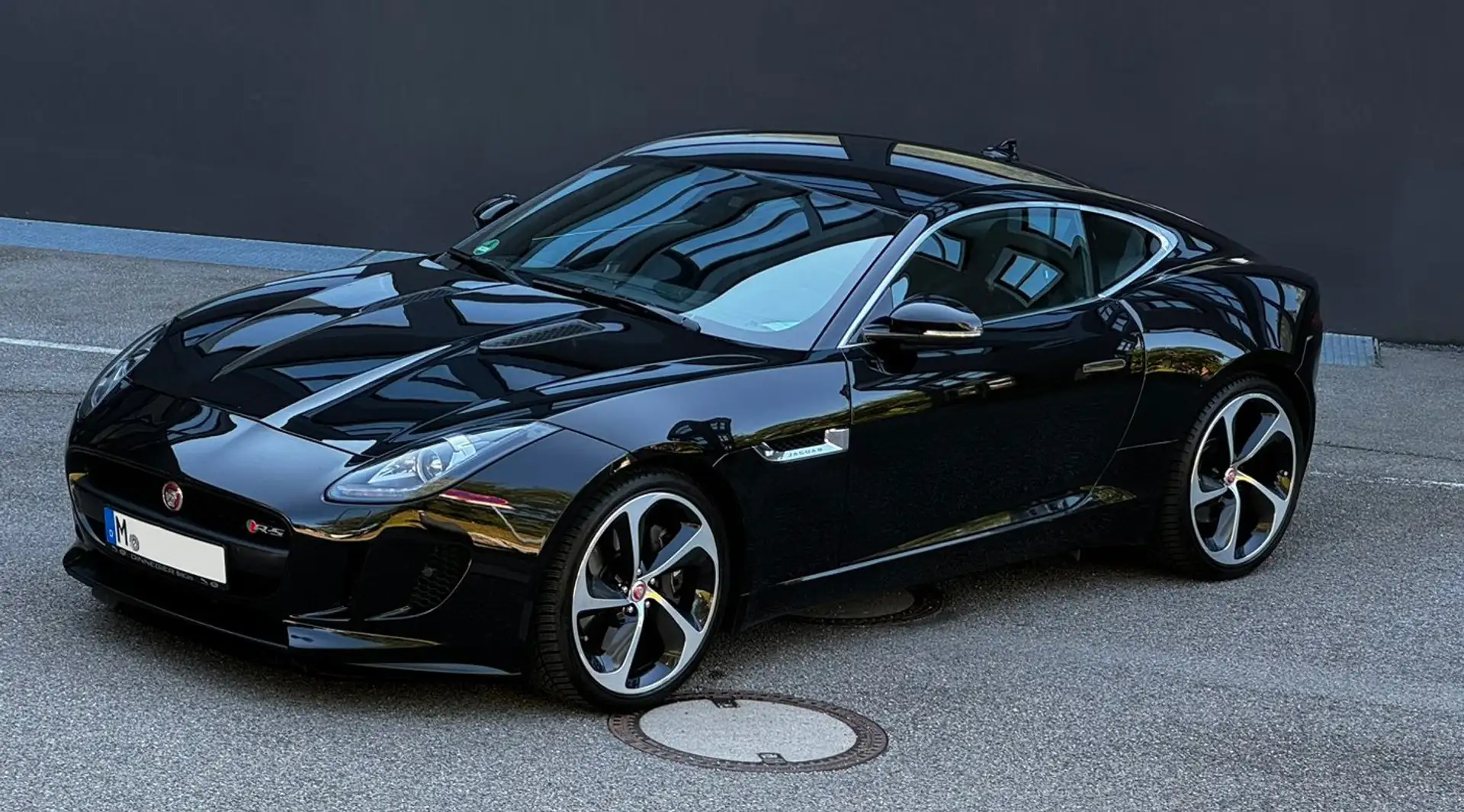 Jaguar F-Type F-Type Coupe Aut. Чорний - 1