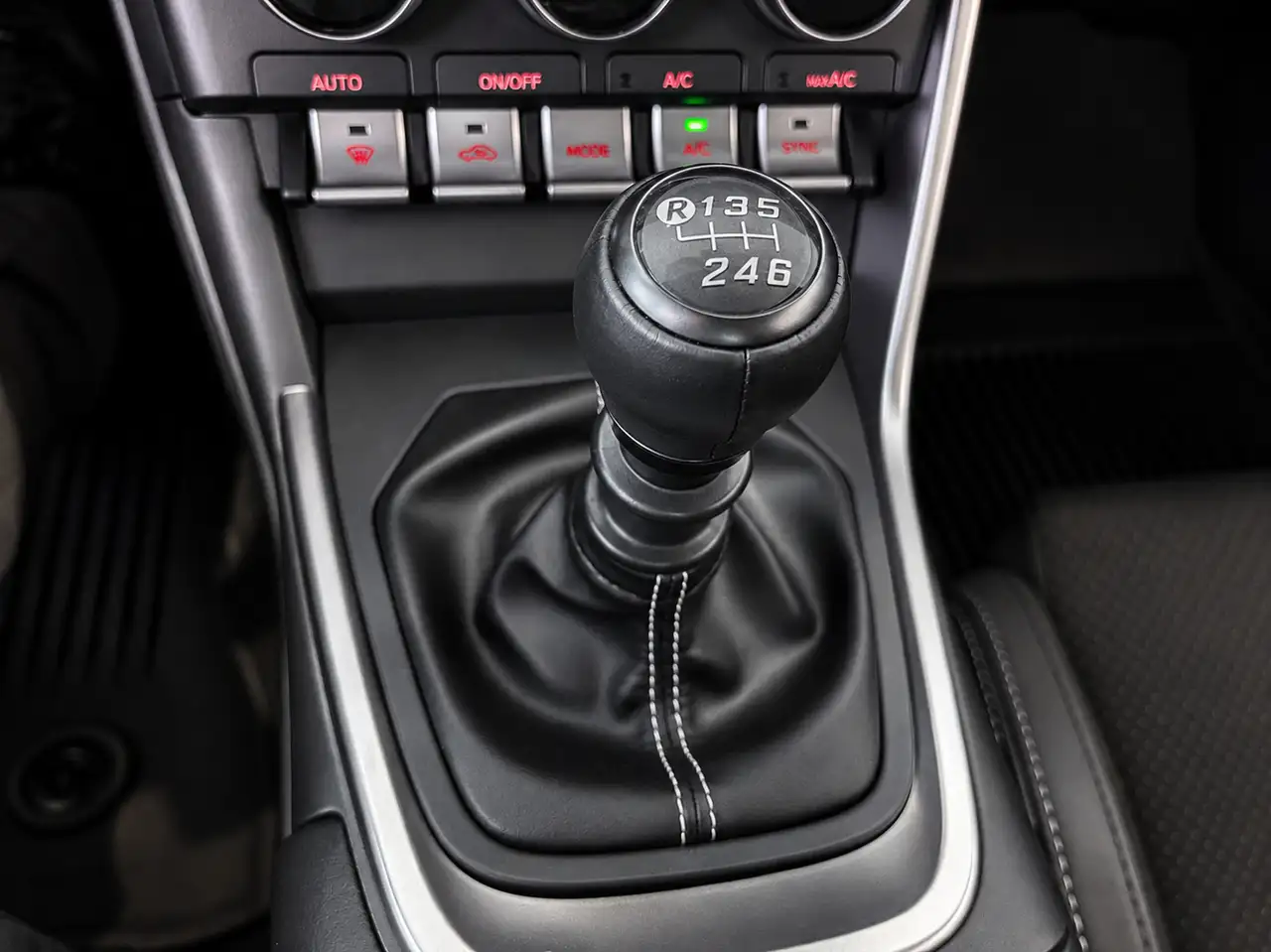 Toyota GR86 снимка Toyota GR86