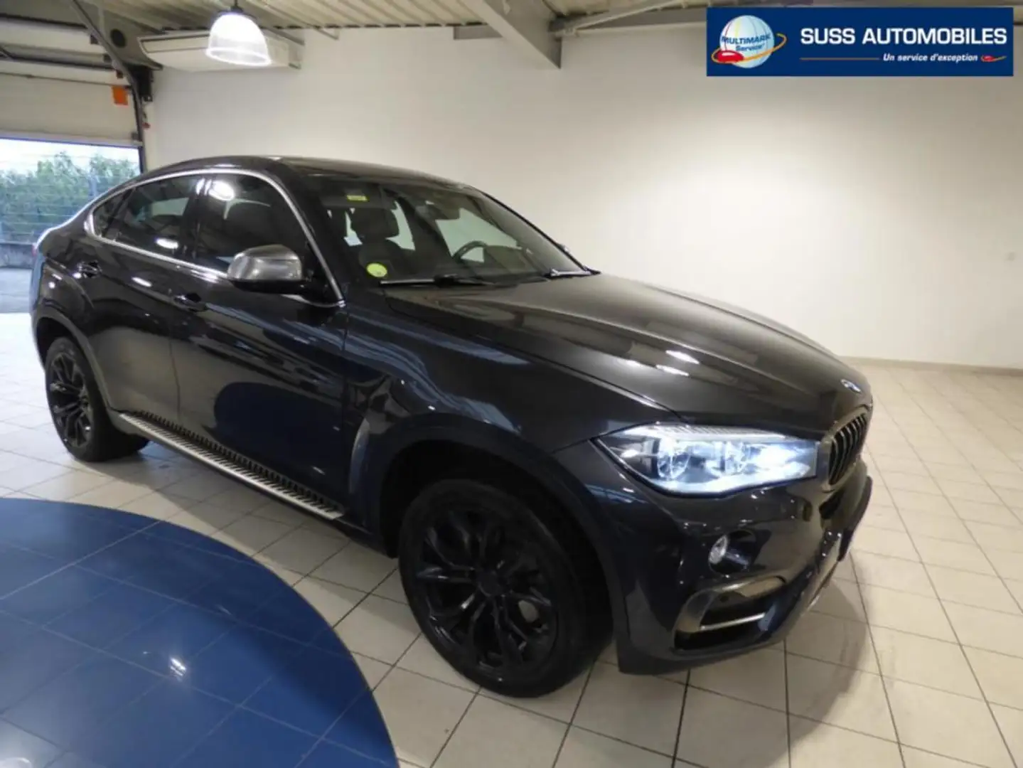 BMW X6 F16 xDrive40d 313 ch M Sport A Grau - 2