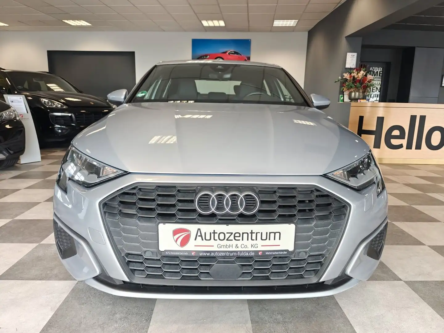 Audi A3 Limousine 30 TDI basis Argento - 2