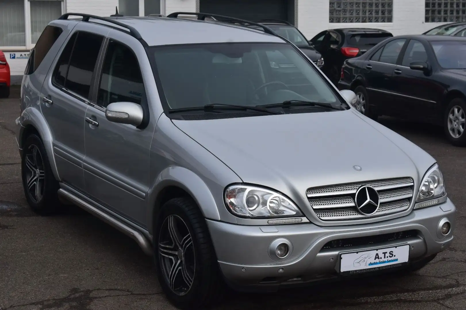 Mercedes-Benz ML 270 ML -Klasse ML 270 CDI *AUTOMATIK*SITZHZ*AHK*AT-M Silver - 1