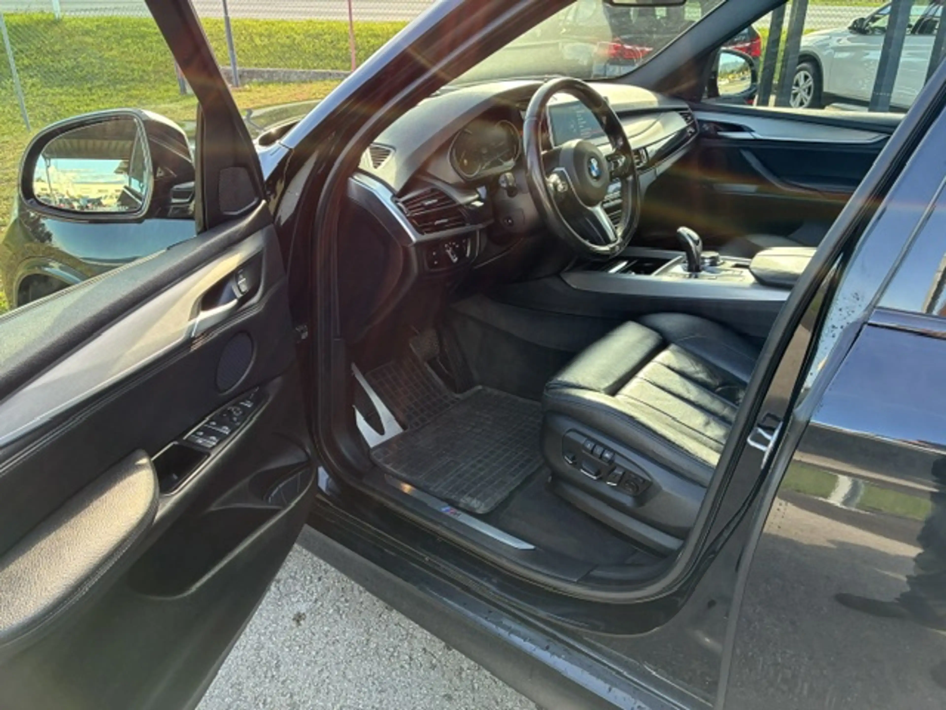 BMW X5 xDrive 30 d — photo 11