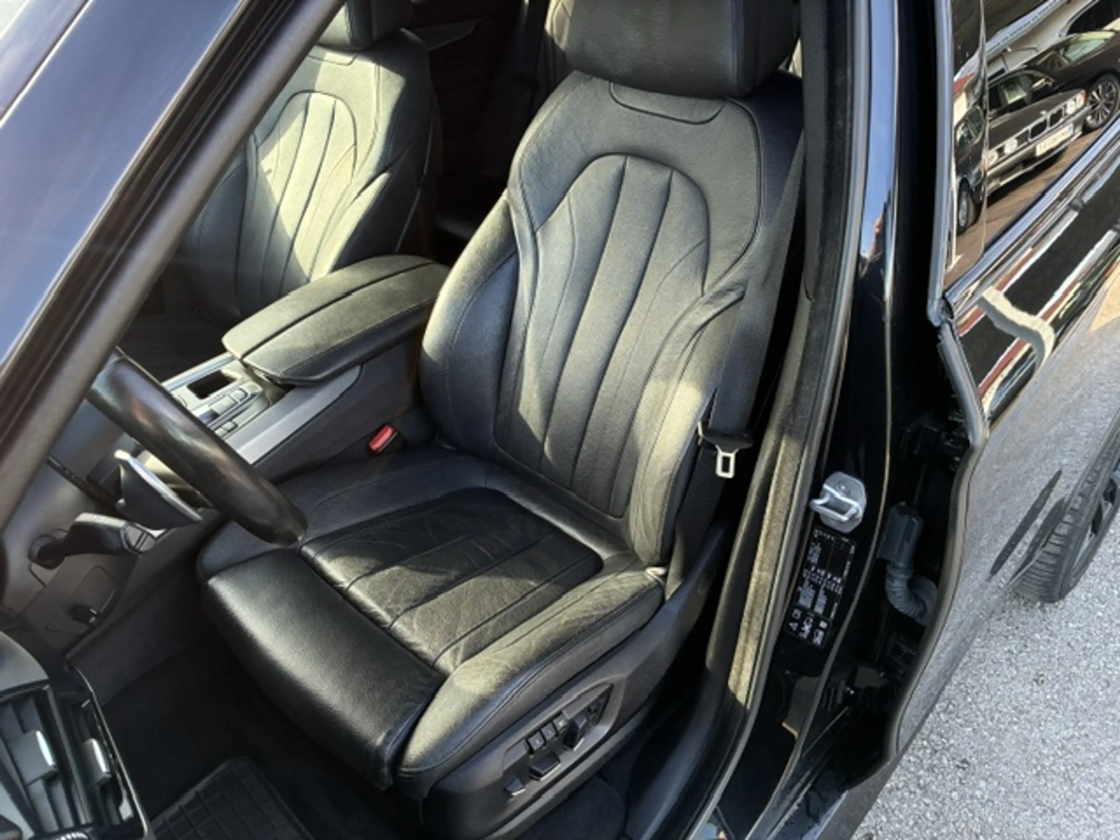 BMW X5 xDrive 30 d — photo 10