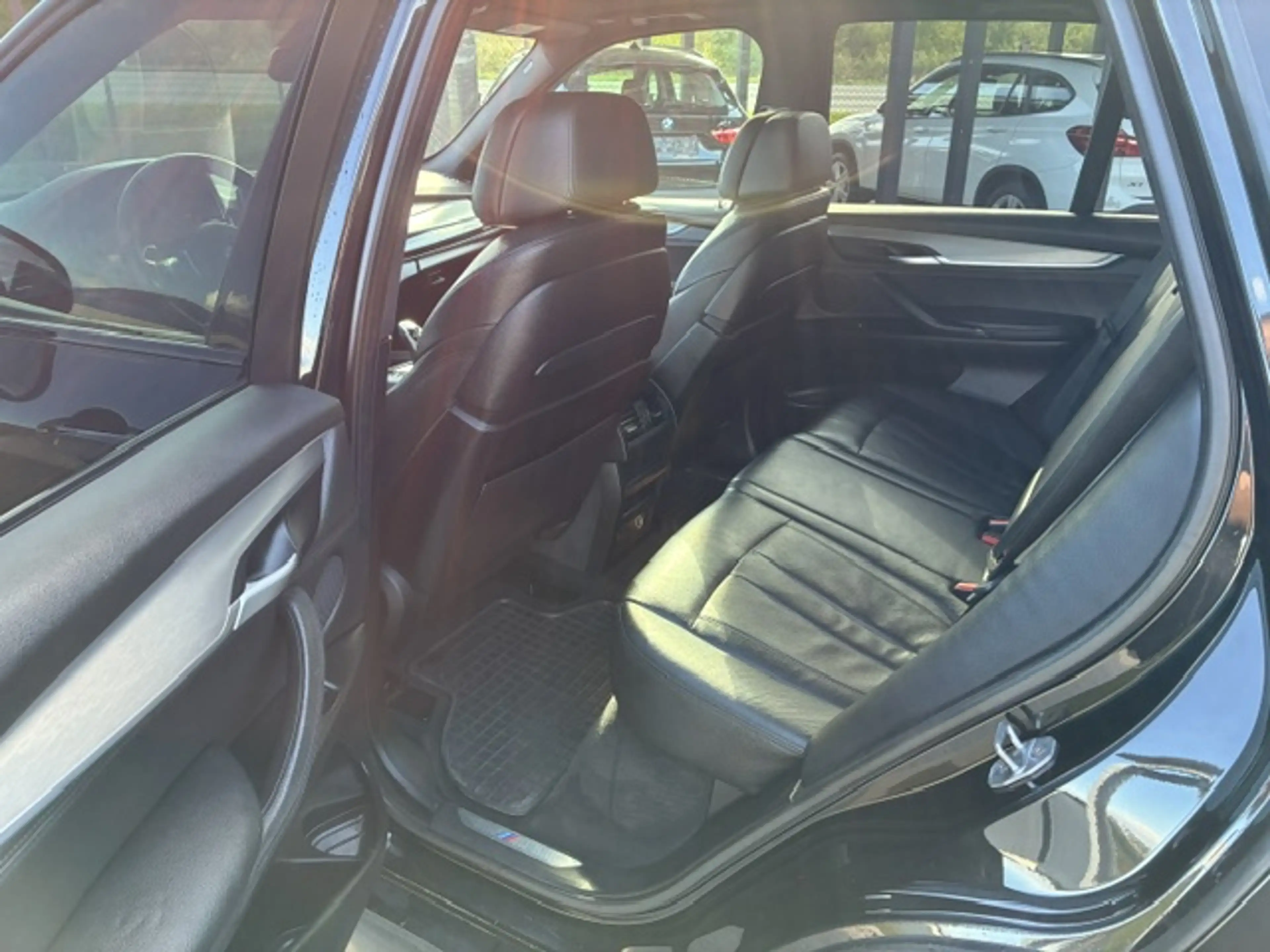 BMW X5 xDrive 30 d — photo 12