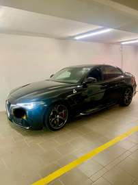 Giulia 2.9 V6 Bi-Turbo AT8 Quadrifoglio