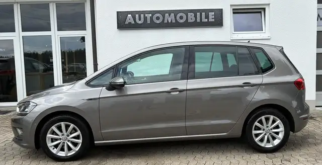 Volkswagen Golf Sportsvan view 6