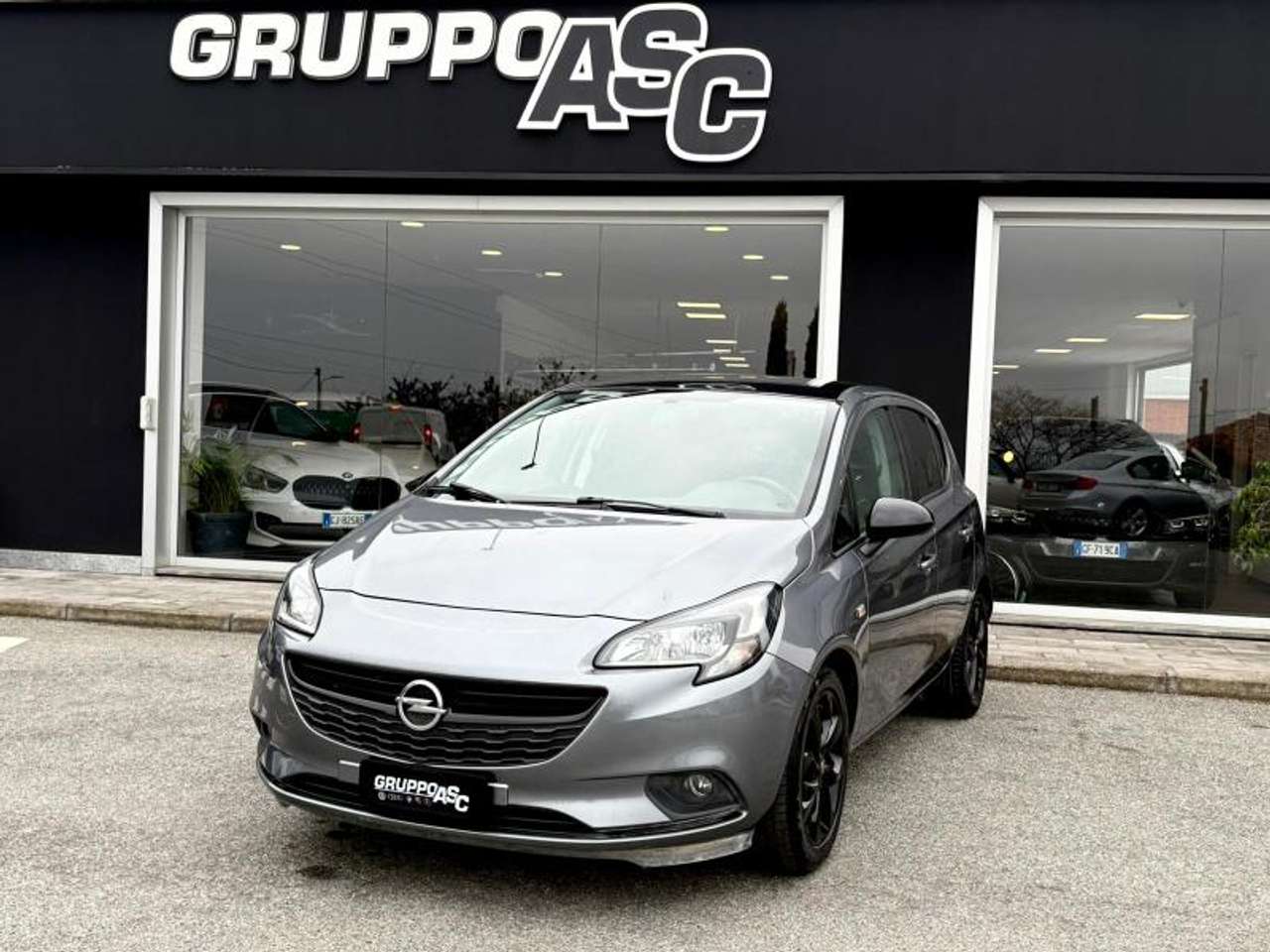 Opel Corsa 5p 1.2 BENZ 69 CV Black Edition OK NEOPATENTATI