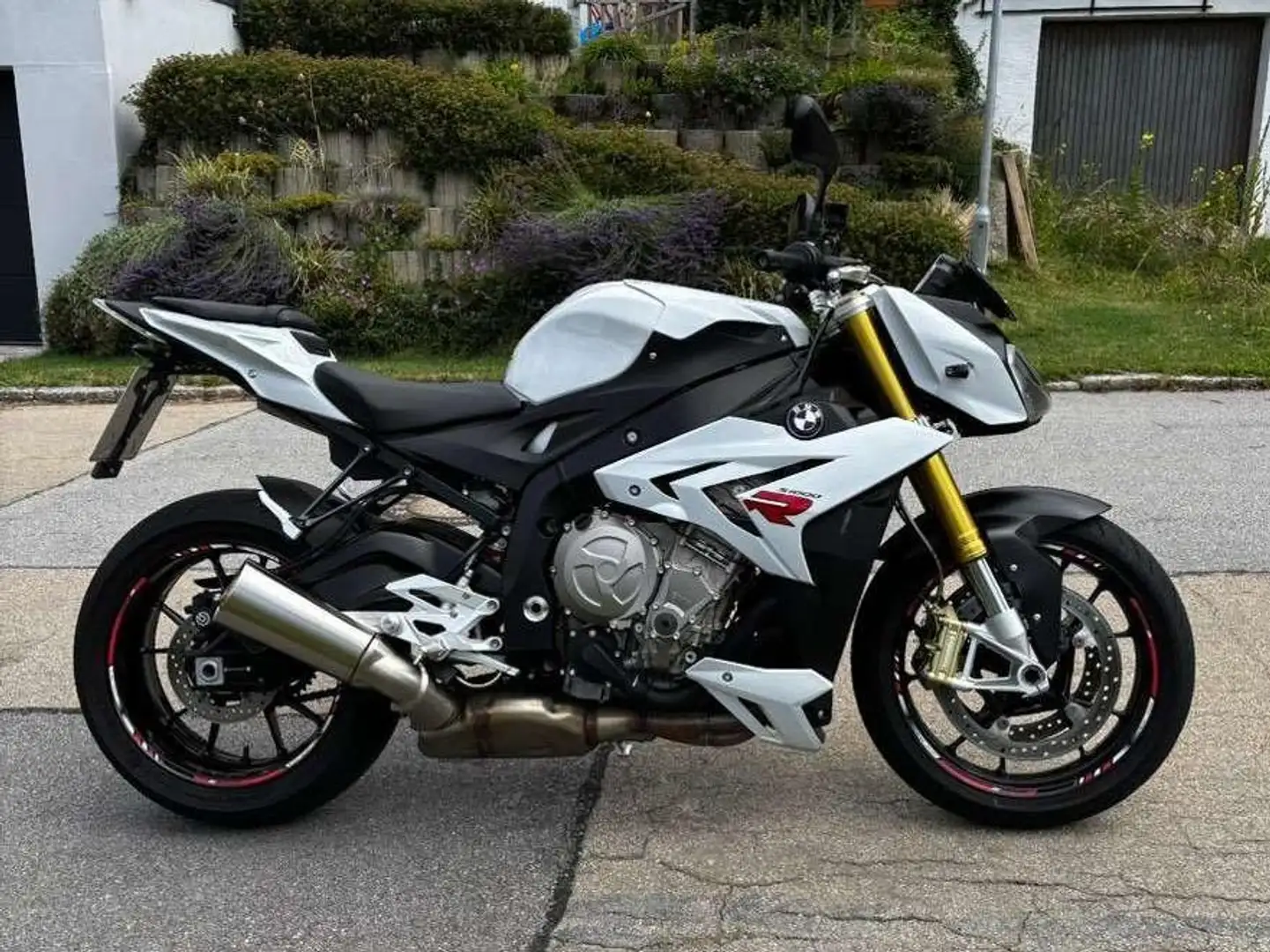 BMW S 1000 R White - 1
