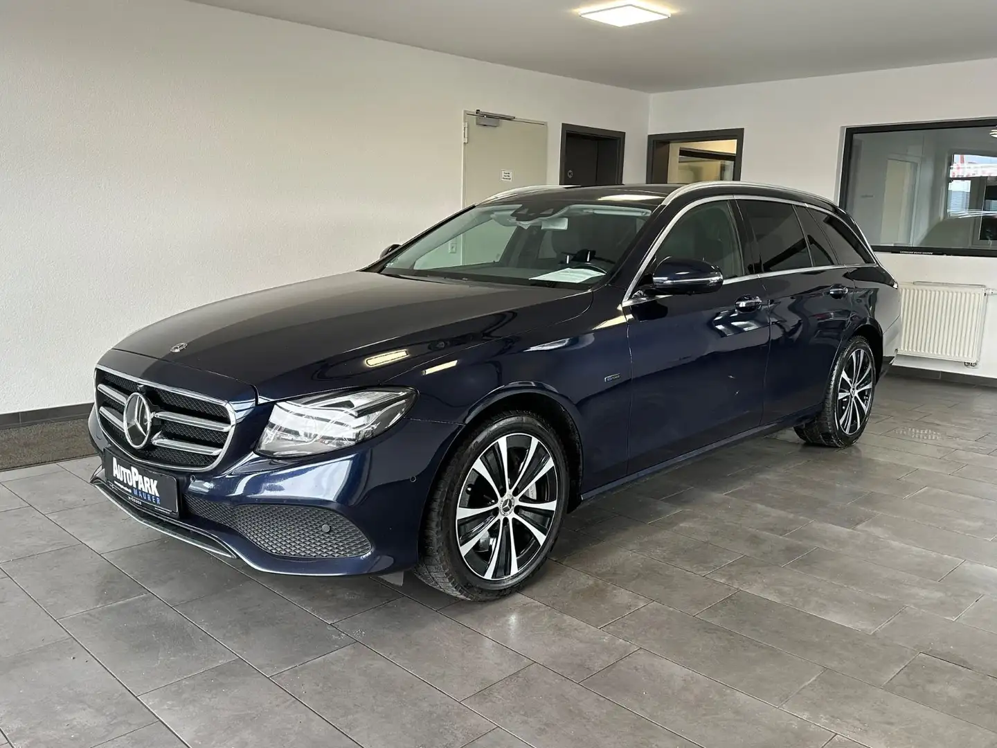Mercedes-Benz E 300 T  de Avantgarde*Multibeam*360  Kamera Blau - 2