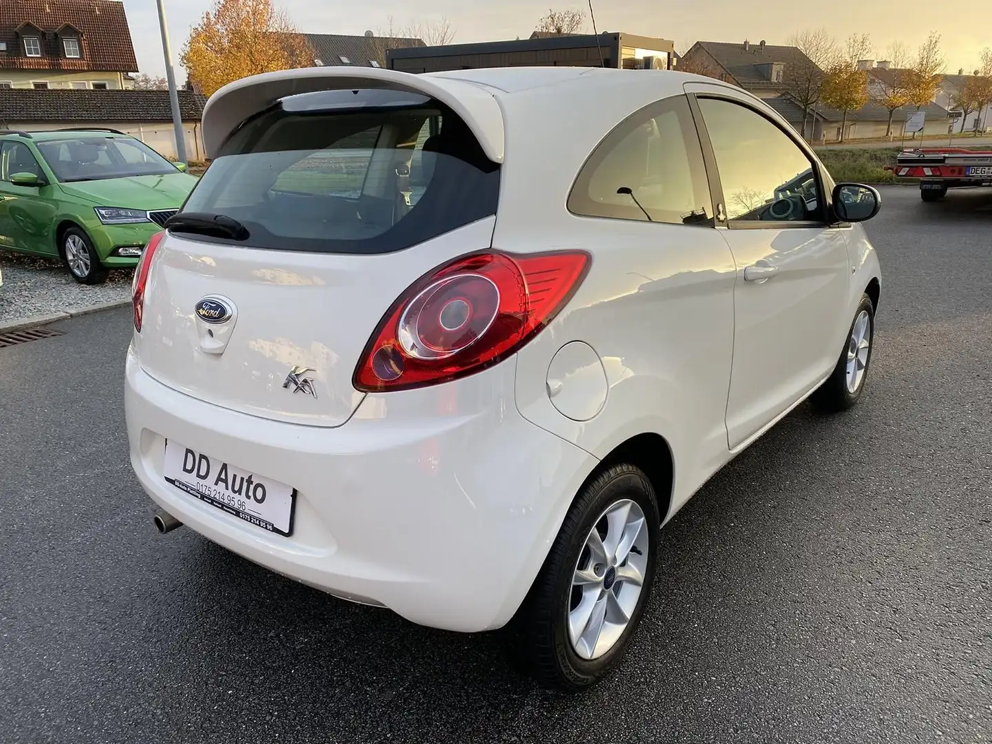 Ford Ka/Ka+ Champions Edition 8-fach Alu ZR gewechselt Weiß - 2