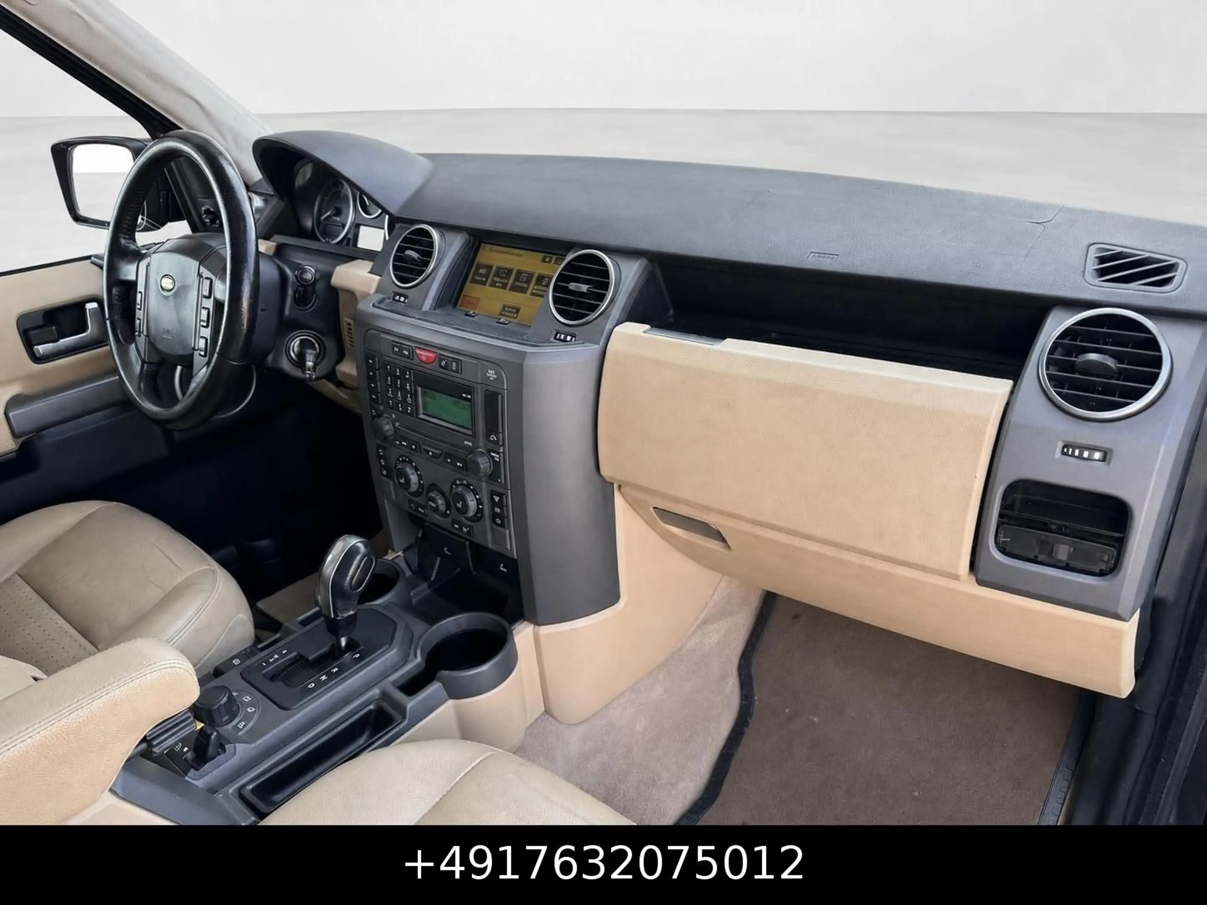 Land Rover Discovery 4.4 V8 HSE 7Sitzer Pano Leder Navi — photo 14
