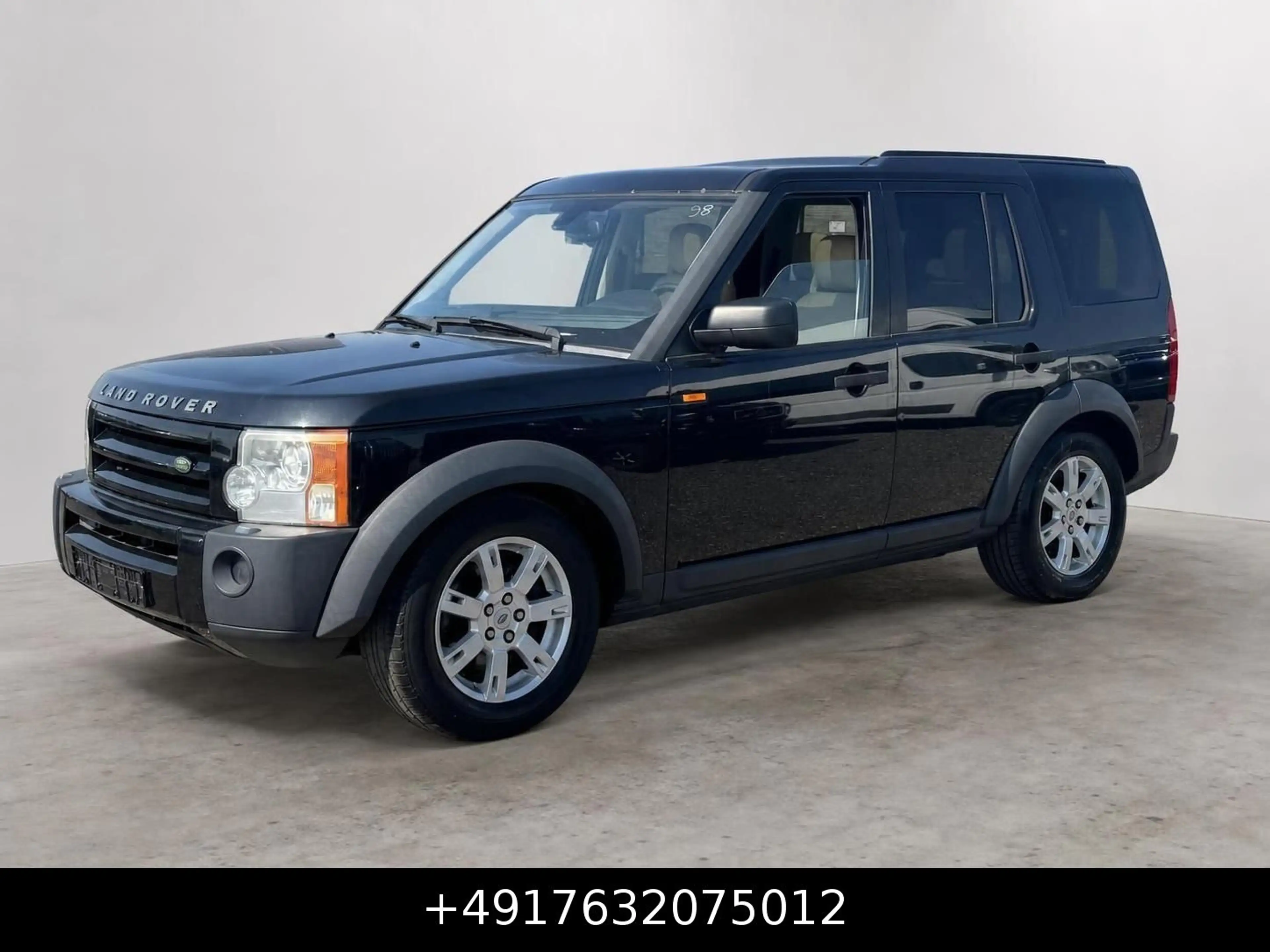 Land Rover Discovery 4.4 V8 HSE 7Sitzer Pano Leder Navi — photo 4