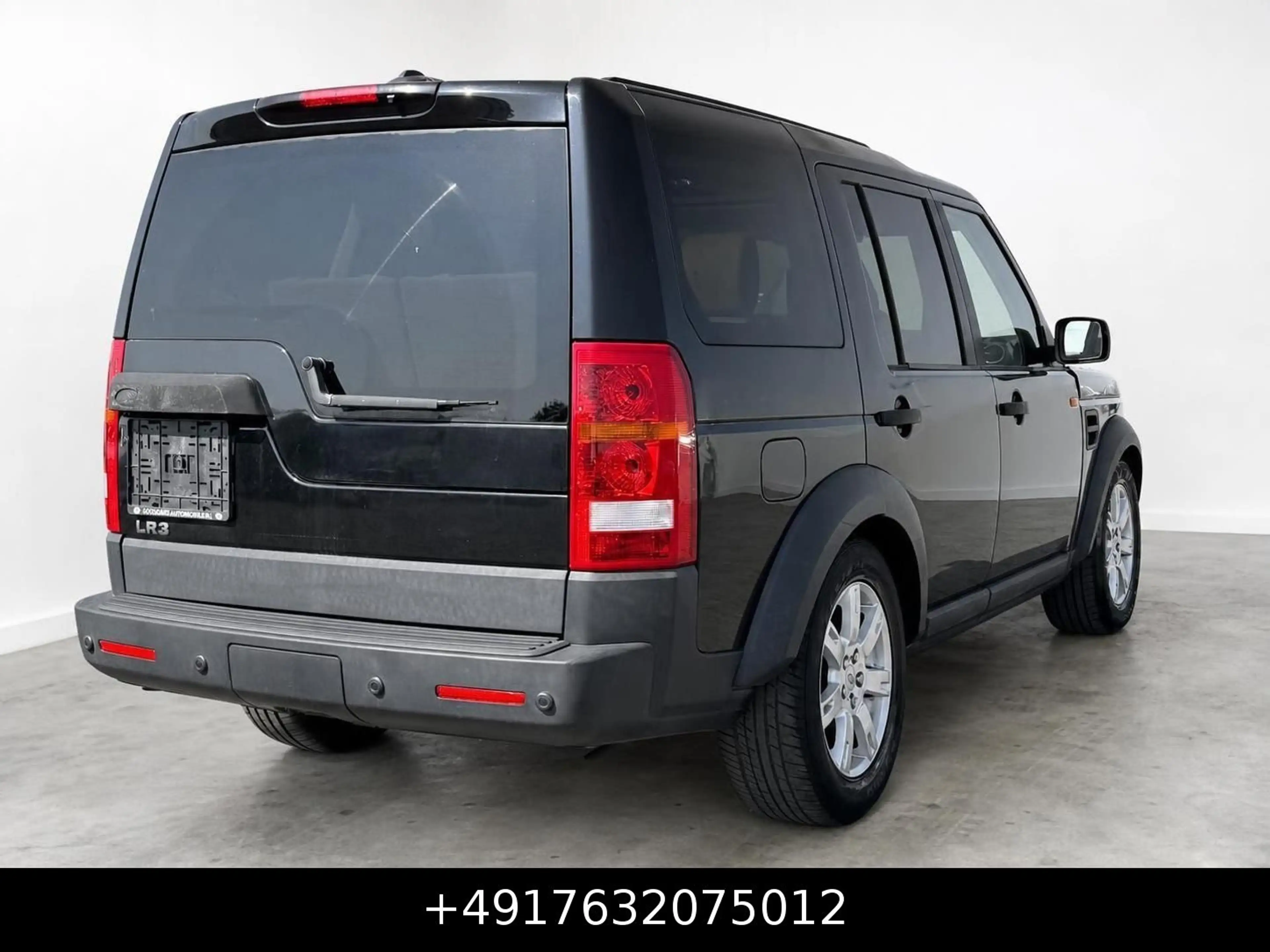 Land Rover Discovery 4.4 V8 HSE 7Sitzer Pano Leder Navi — photo 8