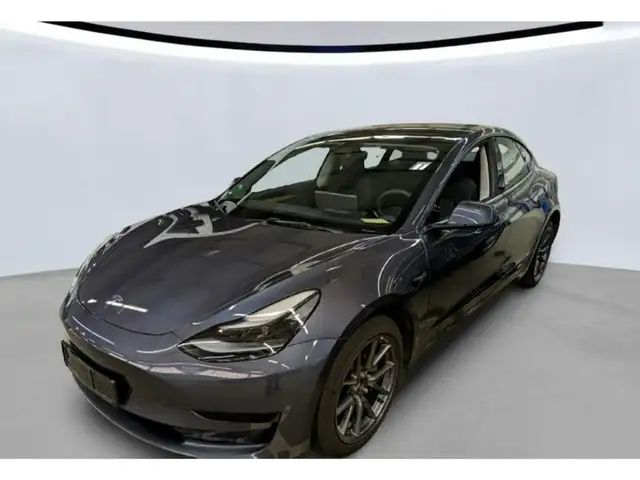 Tesla Model 3 Model 3 Standard Range RWD Premium 62kWh