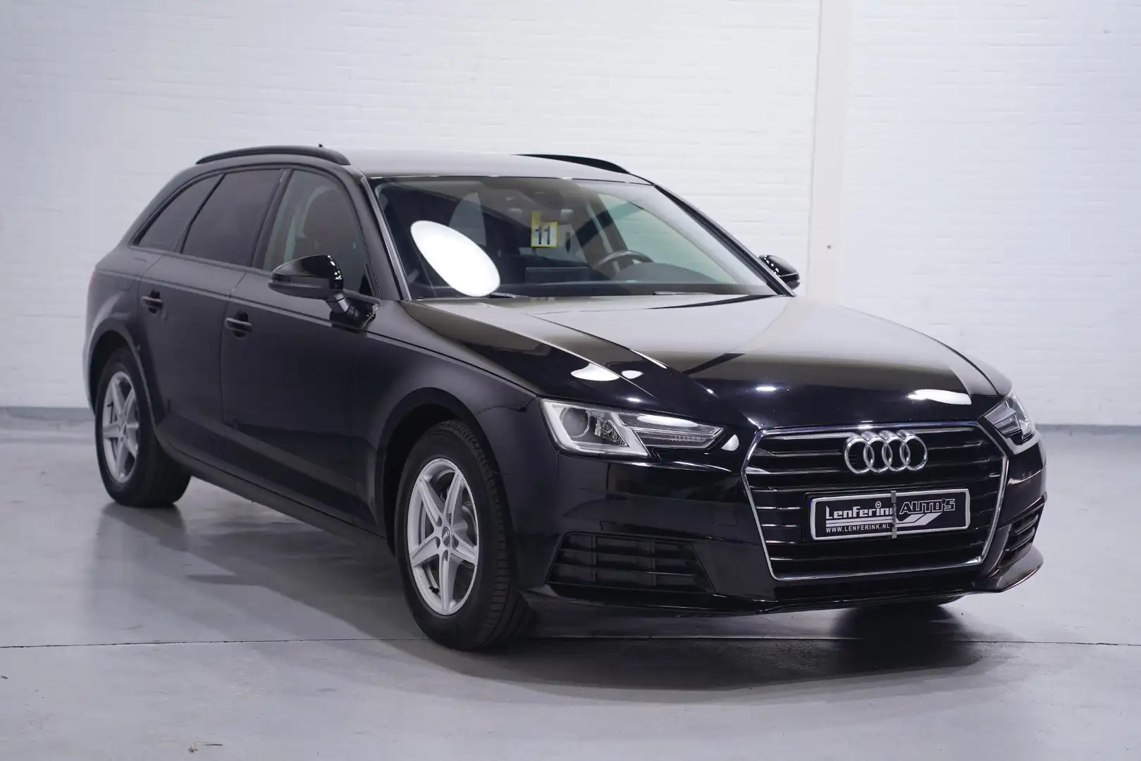 Audi A4 Avant 2.0 TDI Pro Line Navi Clima PDC Apple Carpla Schwarz - 2