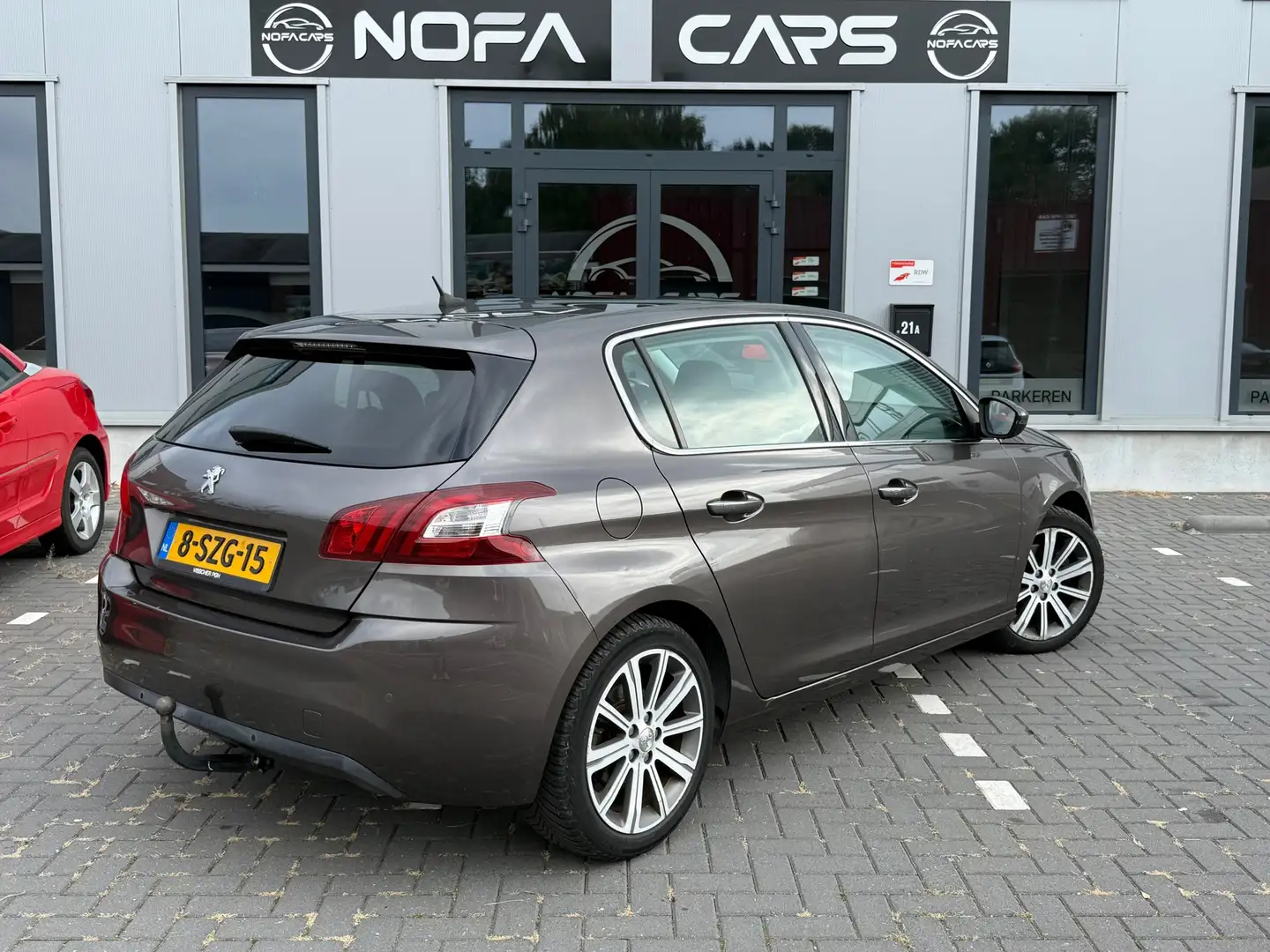 Peugeot 308 1.6 THP Première|eerste eigenaaar|Nap|Trekhaak|Pan Grijs - 2