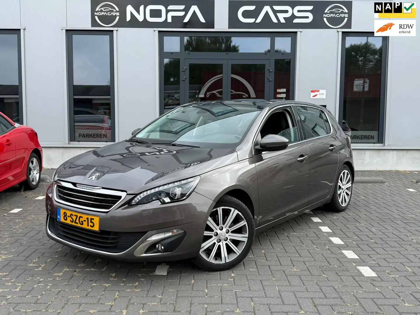 Peugeot 308 1.6 THP Première|eerste eigenaaar|Nap|Trekhaak|Pan Grijs - 1