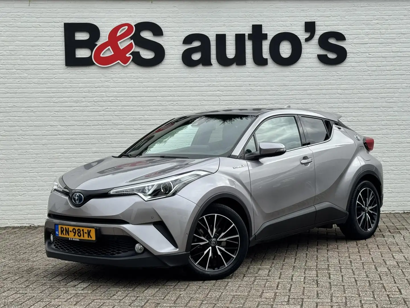 Toyota C-HR 1.8 Hybrid Style Cruise control Climate control St Сірий - 1