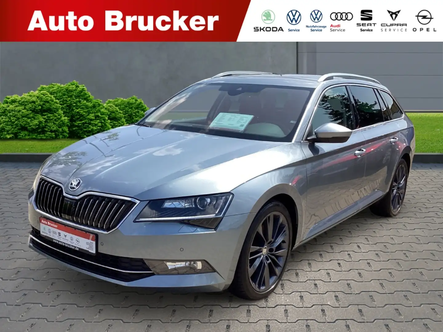 Skoda Superb Combi Style 2.0 TDI+Bi-xenon+Navigationsystem+DAB Grey - 1