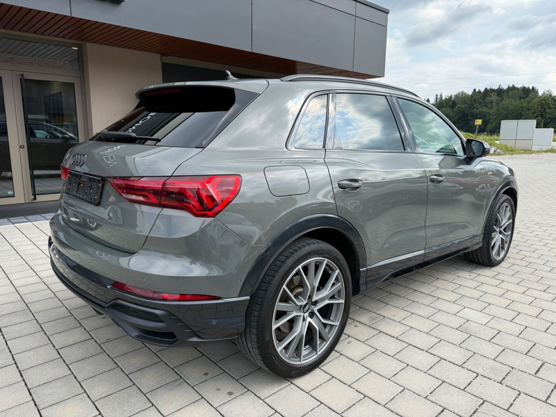 Audi Q3 45 TFSI quattro S line — photo 3