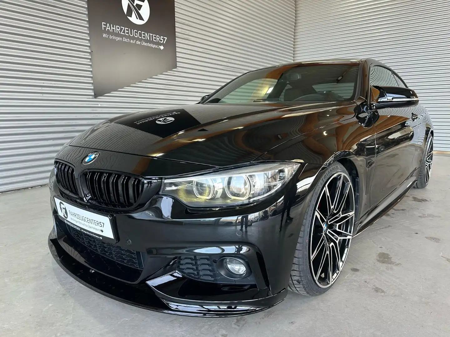 BMW 430 i Coupé M-PAKET/CARPLAY/H&K/RFK/LED Black - 2