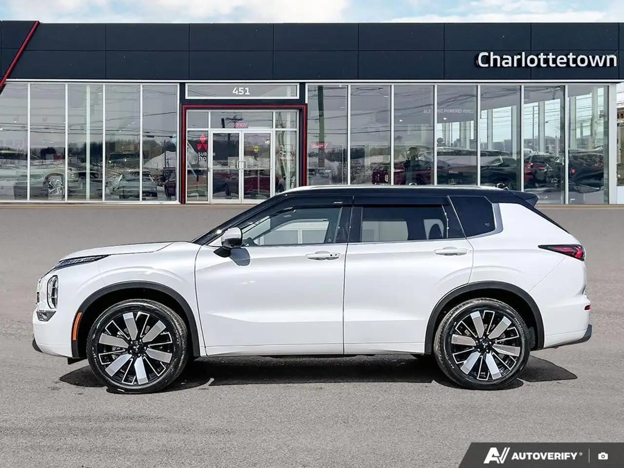 Mitsubishi Outlander снимка Mitsubishi Outlander