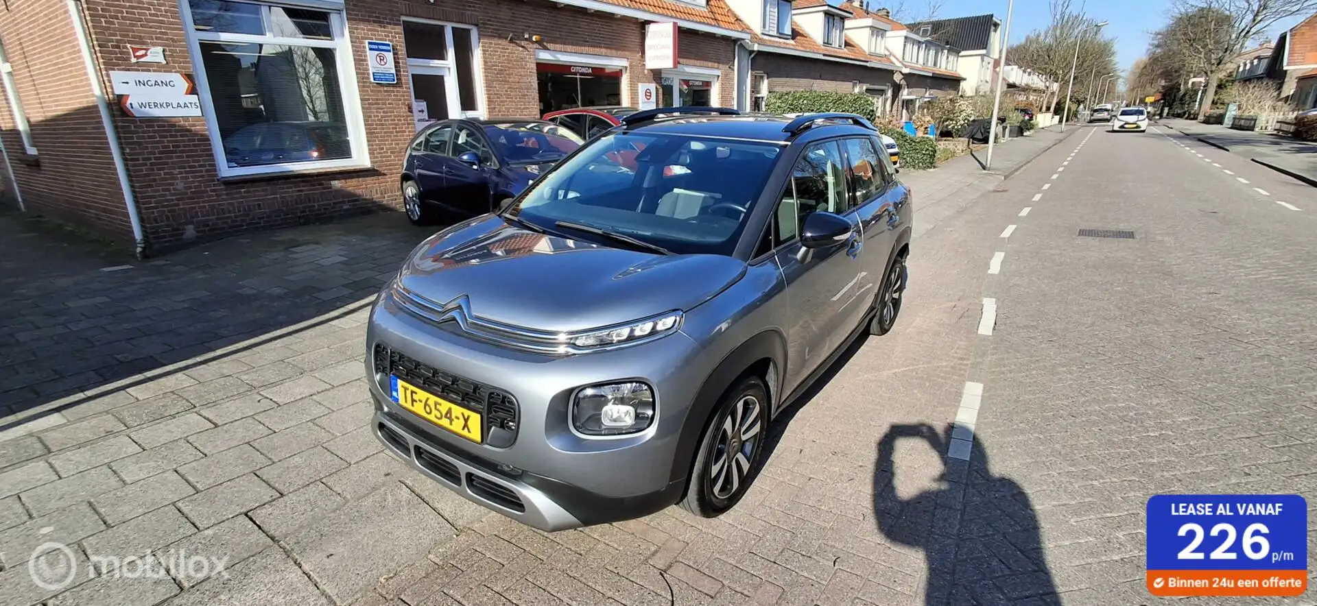 Citroen C3 Aircross 1.2 PureTech Feel Grijs - 1