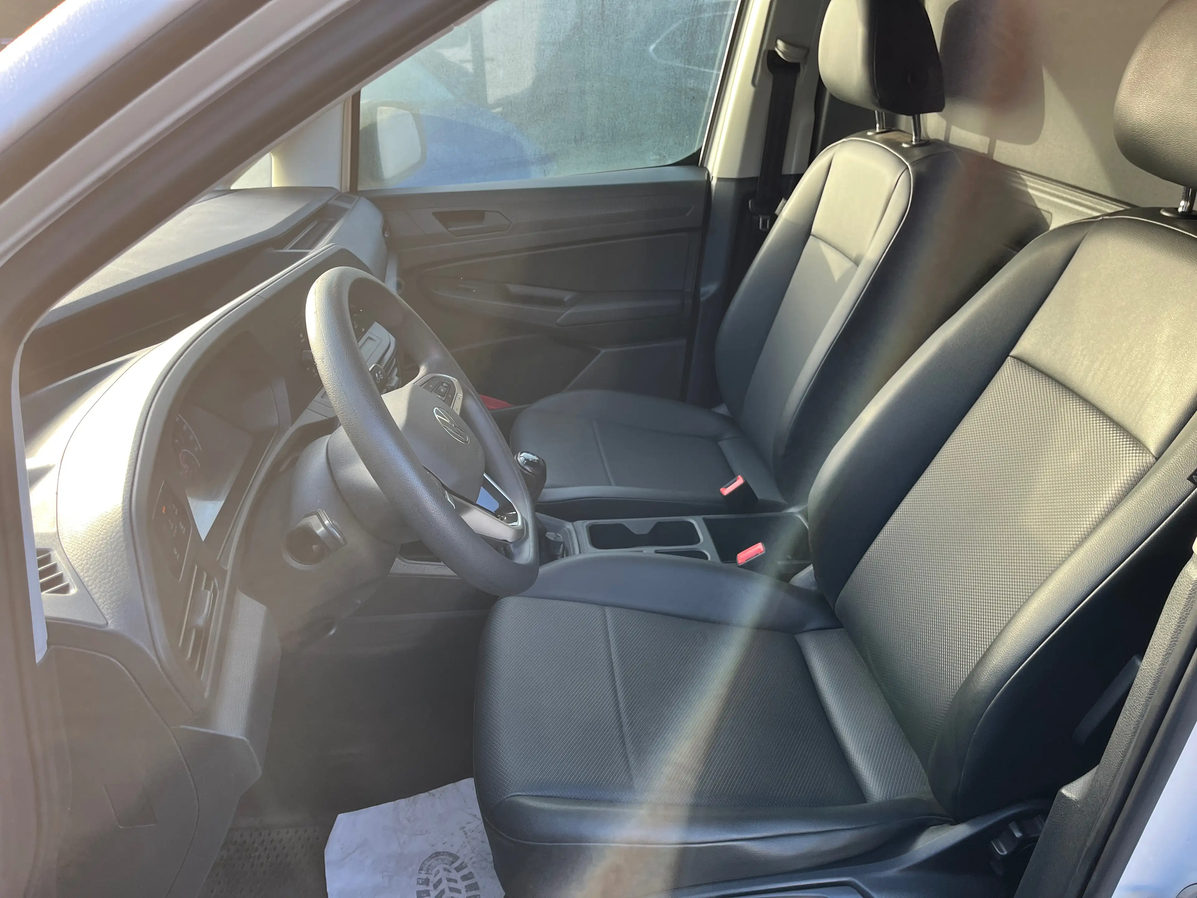 Volkswagen Caddy Caddy 2.0 TDi — photo 4