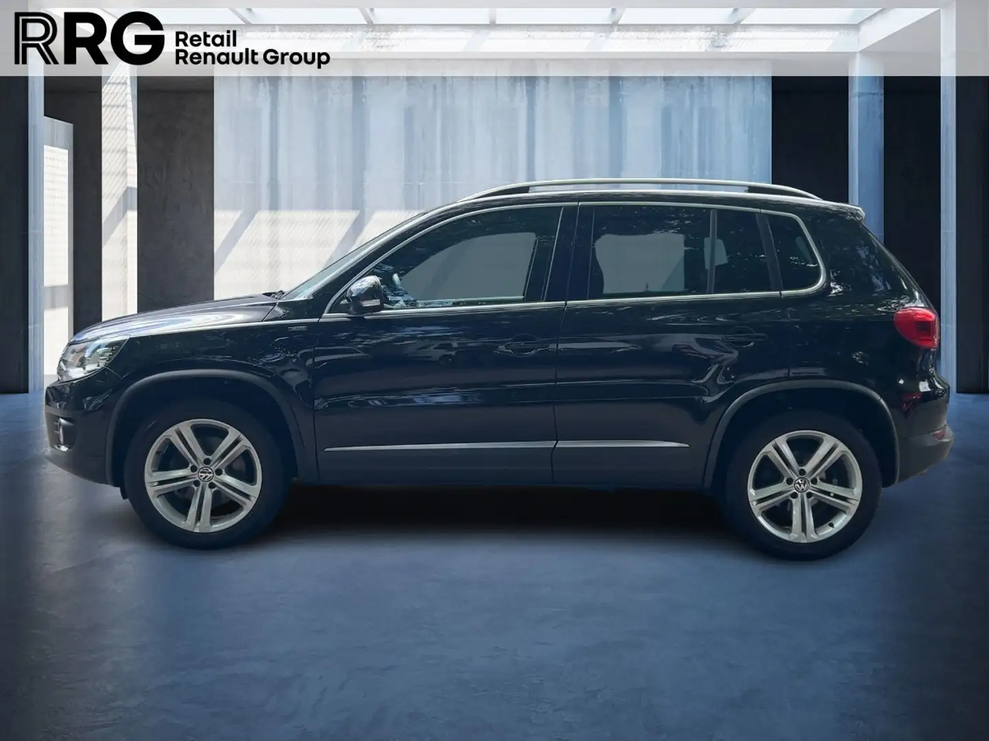 Volkswagen Tiguan 2.0 TDI BMT Lounge Sport&Style Navi + Sitzhzg + Ka Schwarz - 2