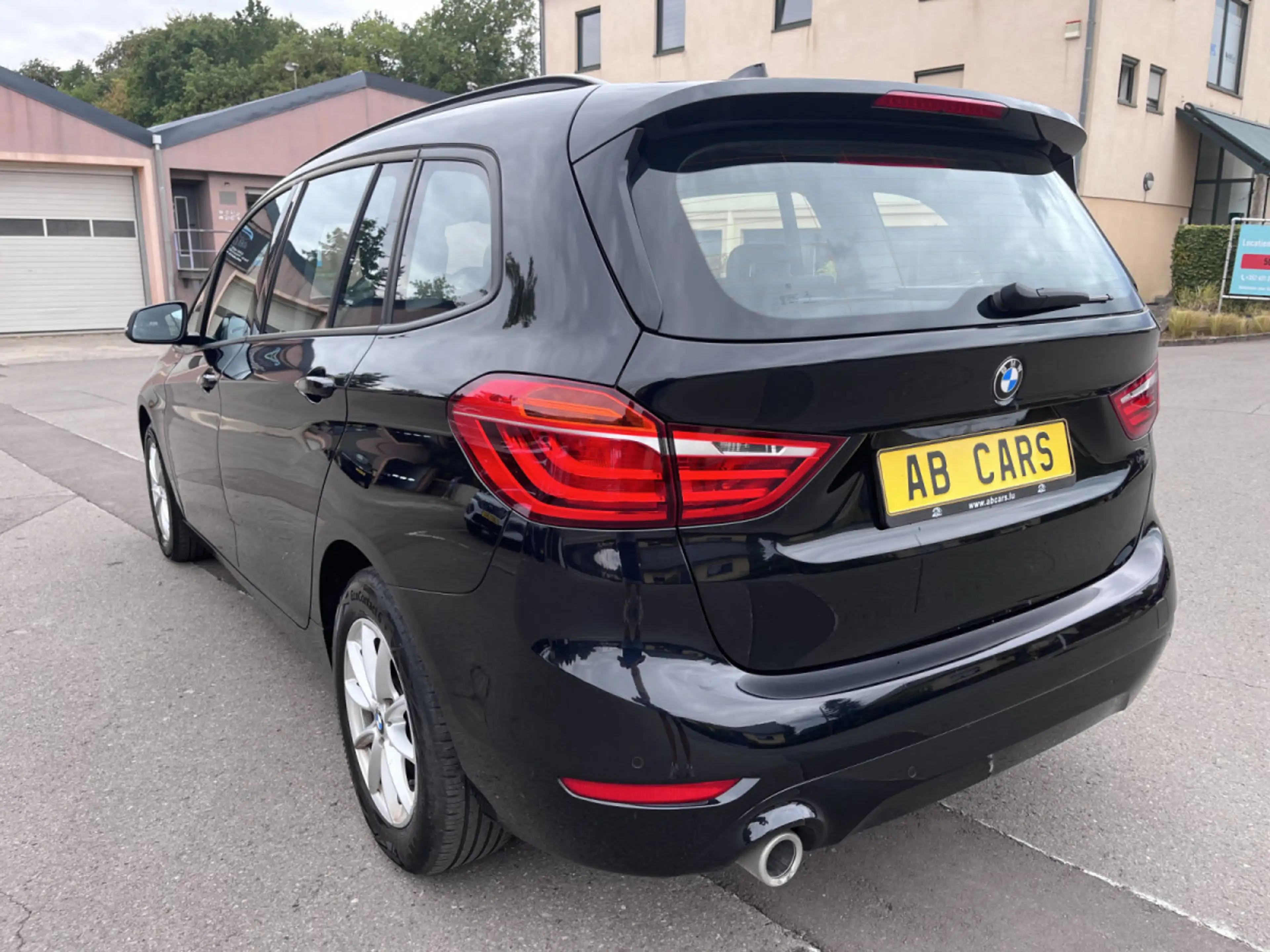 BMW 216 Active Tourer 216d Business - LED - Navigation -Cu — photo 8