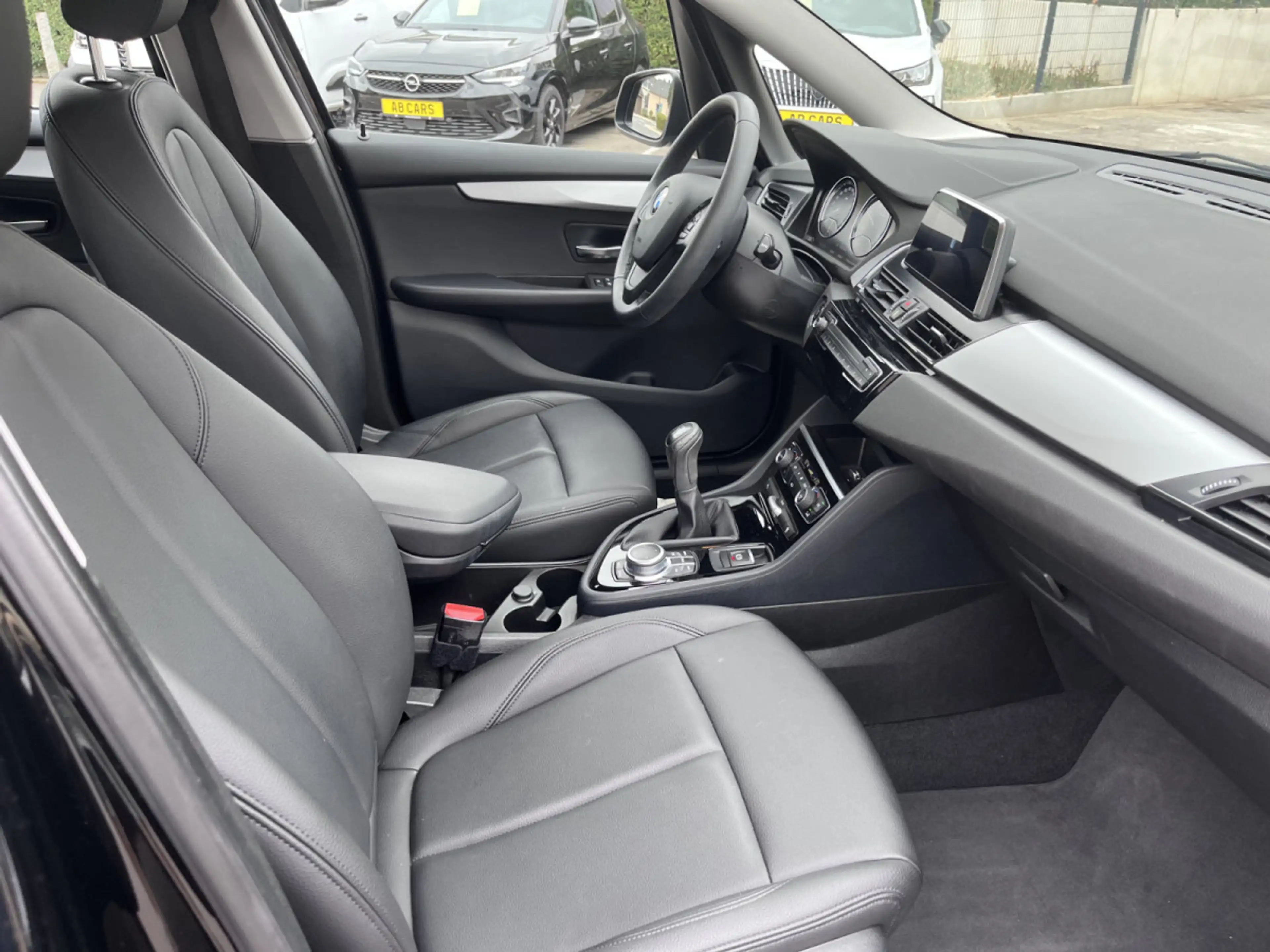 BMW 216 Active Tourer 216d Business - LED - Navigation -Cu — photo 11