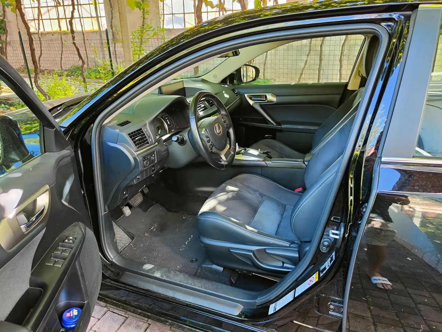 Lexus CT 200h CT+200h+1.8+hybrid+Executive+cvt Noir - 1