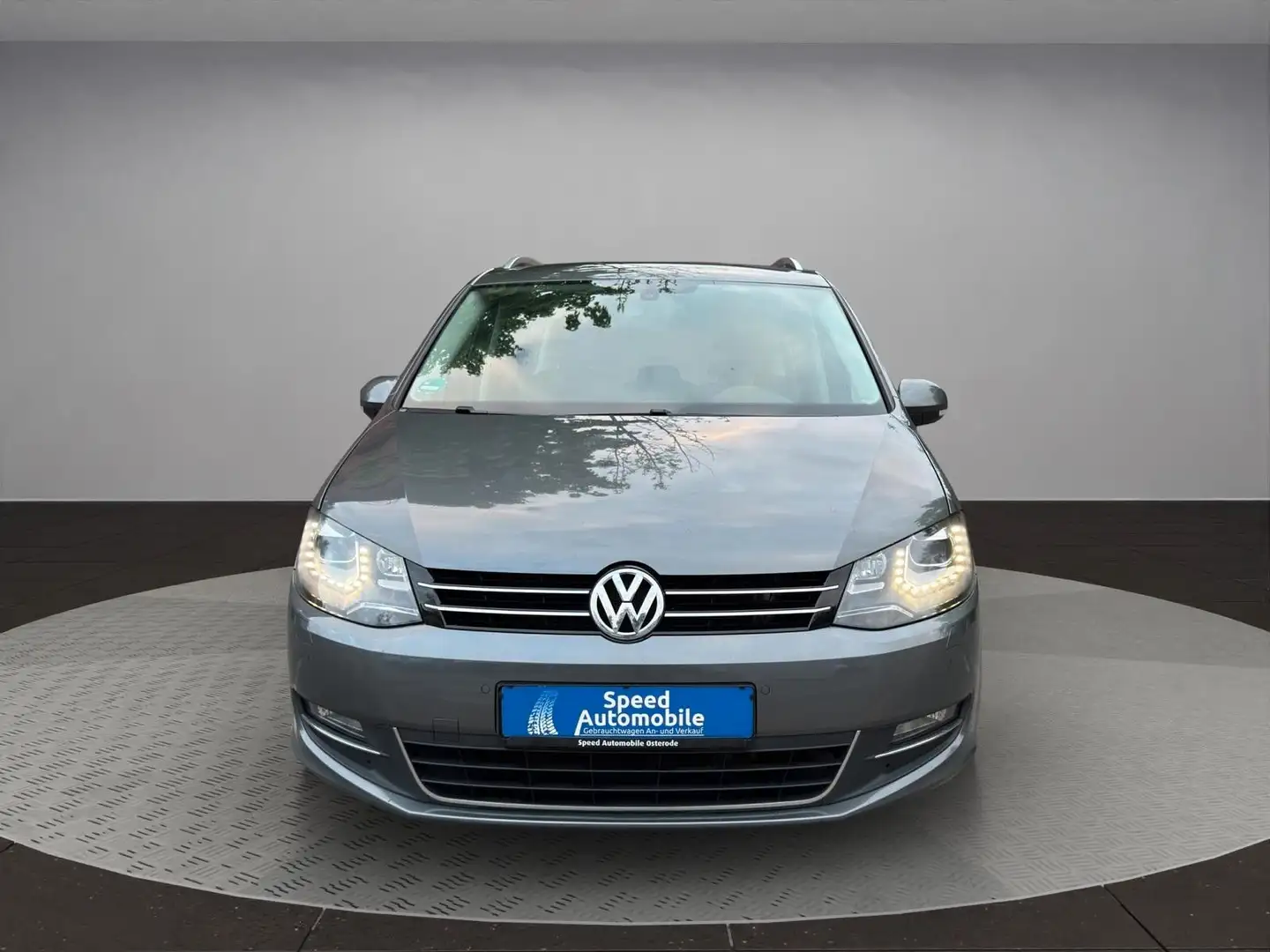 Volkswagen Sharan Highline 2,0TDI*Xenon/PDC/SHZ/7.Sitze* Gris - 2