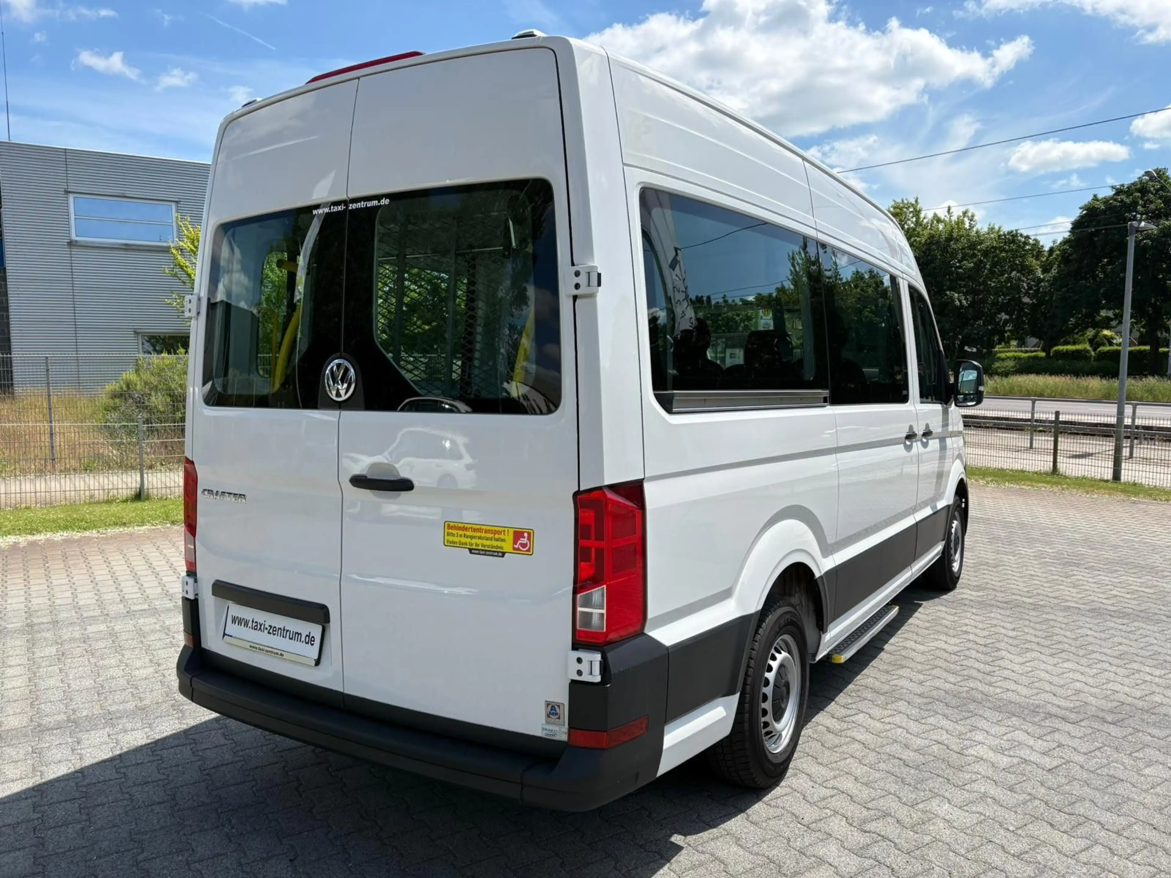 Volkswagen Crafter mittellang Hochdach LIFT BTW Trittstufe — photo 4