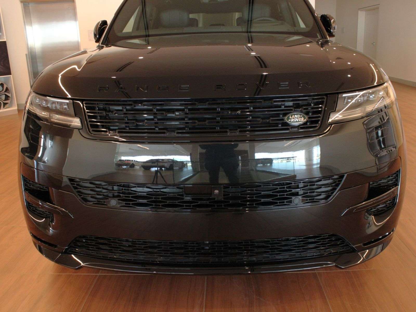 2026 Land Rover Range Rover Sport CALL 403-910-7881 OR TEXT 587-355-2339 FOR IMMEDIA thumb 17