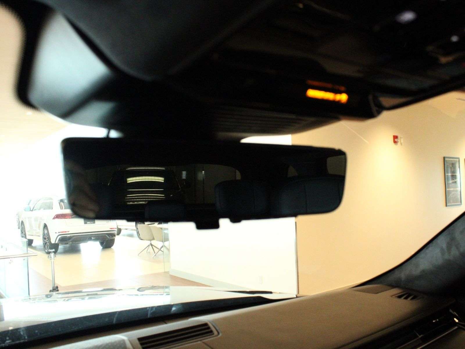 2026 Land Rover Range Rover Sport CALL 403-910-7881 OR TEXT 587-355-2339 FOR IMMEDIA thumb 35