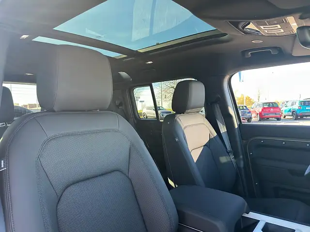 Land Rover Defender 110 D250 AWD X-Dynamic SE Aut. MY26 Ansicht 17