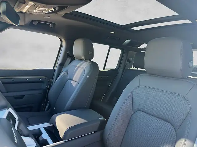 Land Rover Defender 110 D250 AWD X-Dynamic SE Aut. MY26 Ansicht 7