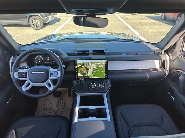 Land Rover Defender 110 D250 AWD X-Dynamic SE Aut. MY26 Ansicht 8