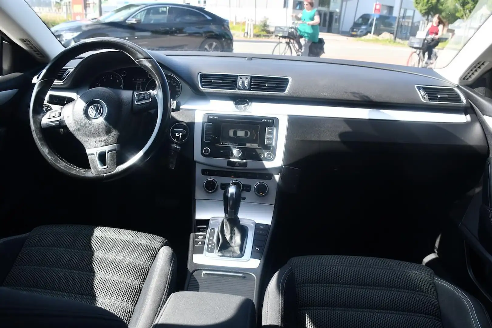 Volkswagen CC 2.0 TSI AUT|Navi|PANO|Stoelvw|Cruise|Trekhaak Brązowy - 2