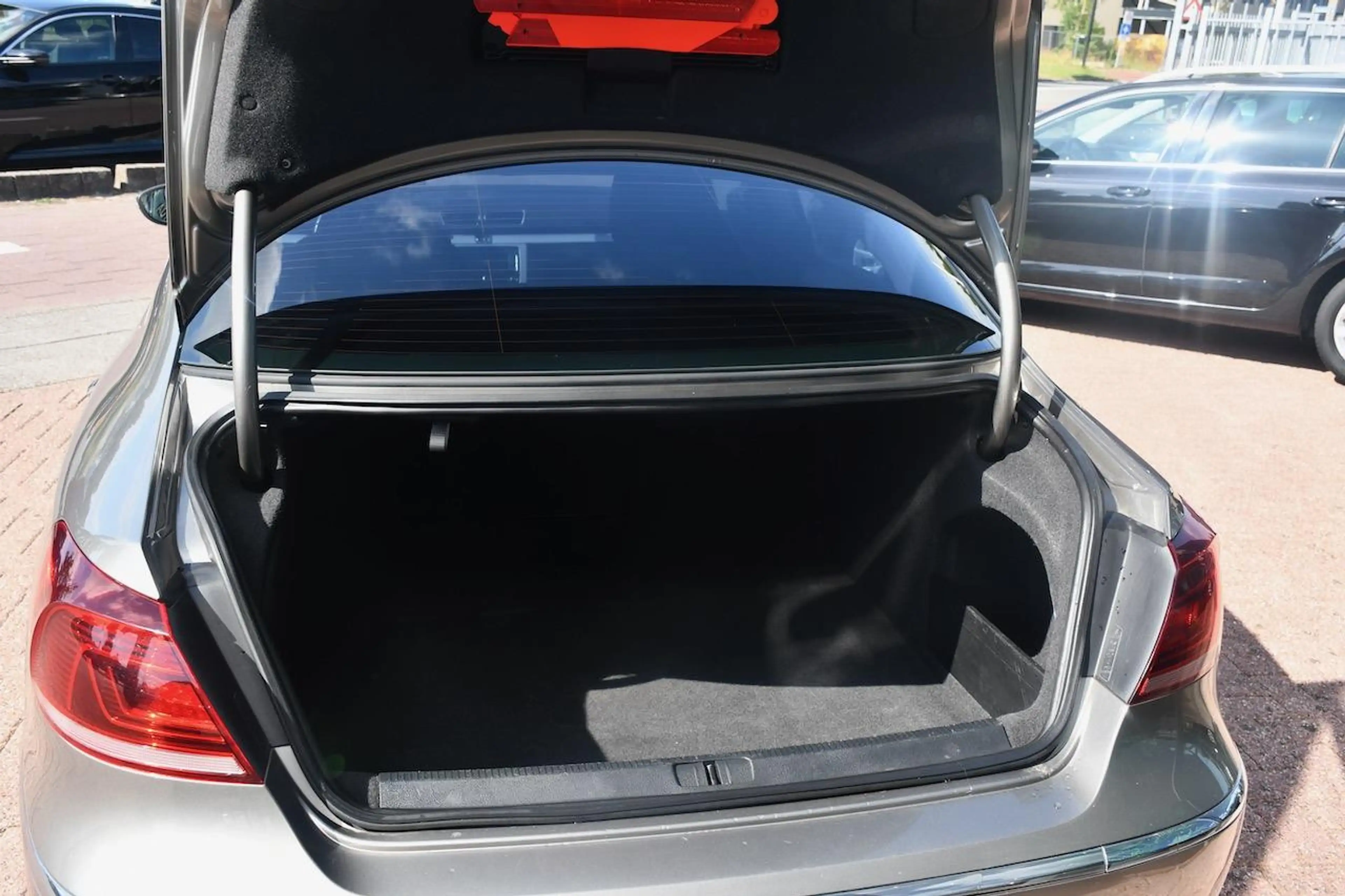 Volkswagen CC 2.0 TSI AUT|Navi|PANO|Stoelvw|Cruise|Trekhaak — photo 8