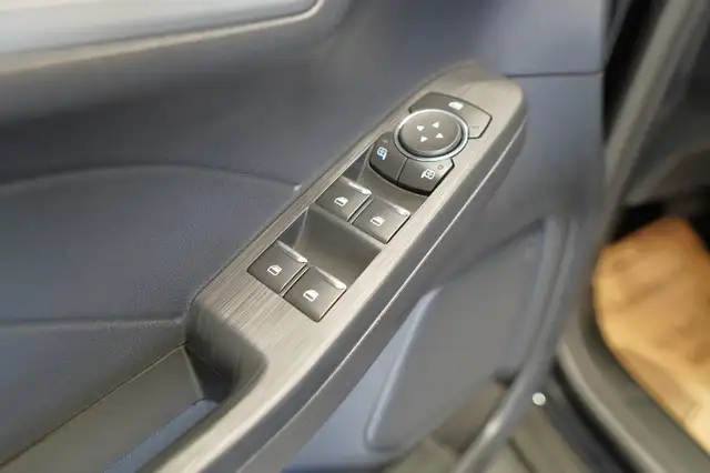 Ford Kuga view 14
