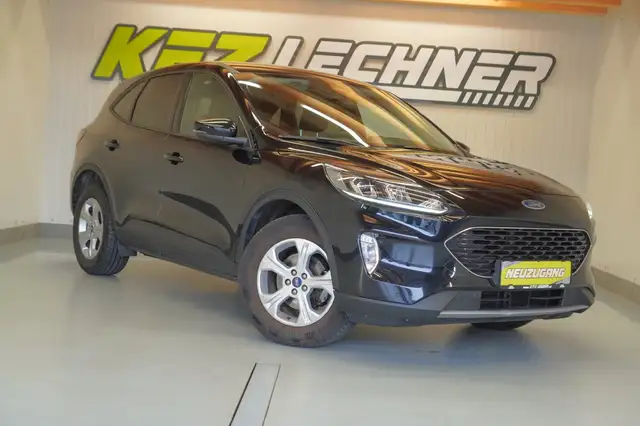Ford Kuga view 3