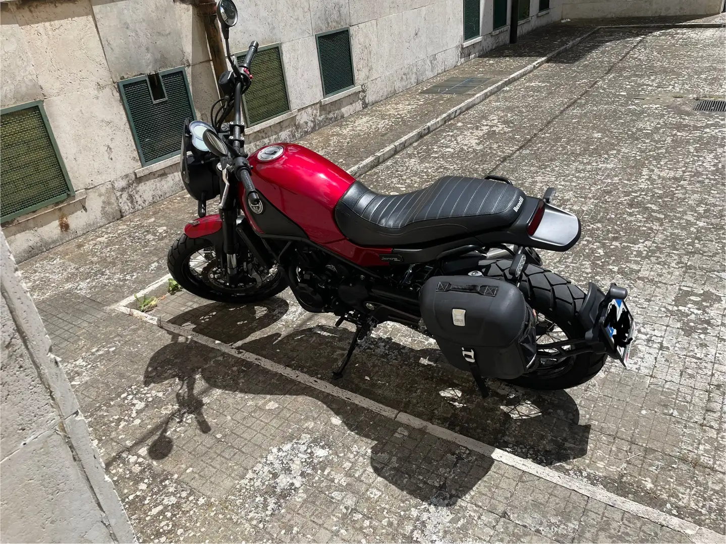 Benelli Leoncino Trail - 2
