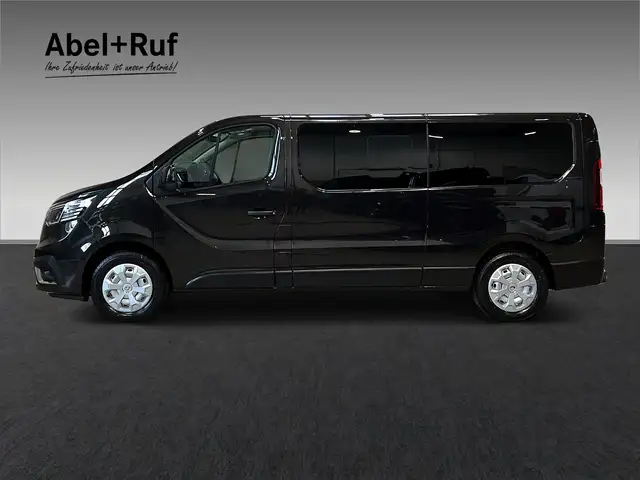 Renault Trafic view 5